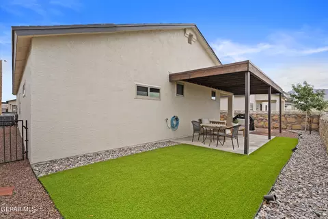 Exterior - 7828 Enchanted Park Dr, El Paso, TX 79911 photo 9 of 12