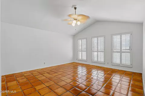766 Espada Dr E, El Paso, TX 79912 photo 21