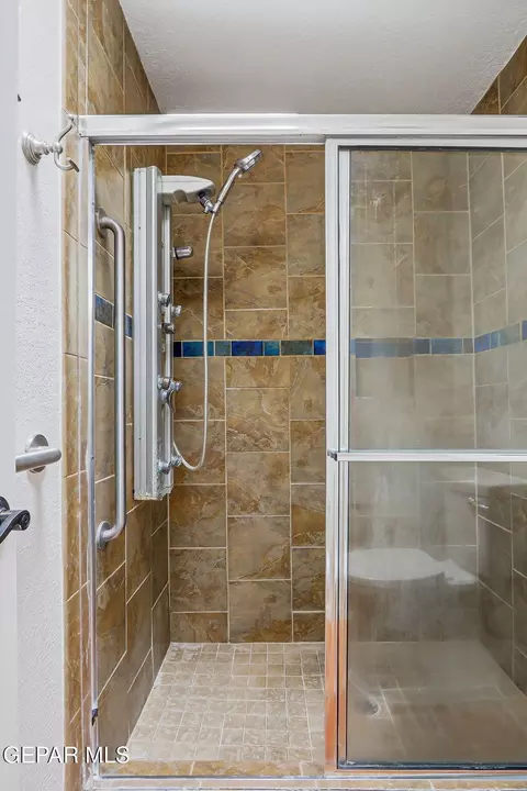 766 Espada Dr E, El Paso, TX 79912 photo 30