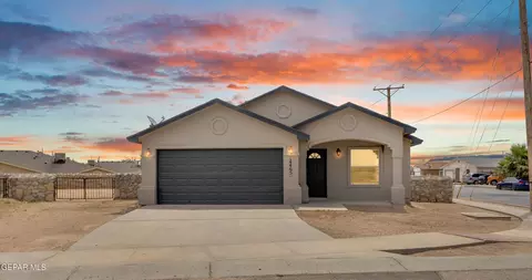 14465 Antwerp Dr, Horizon City, TX 79928