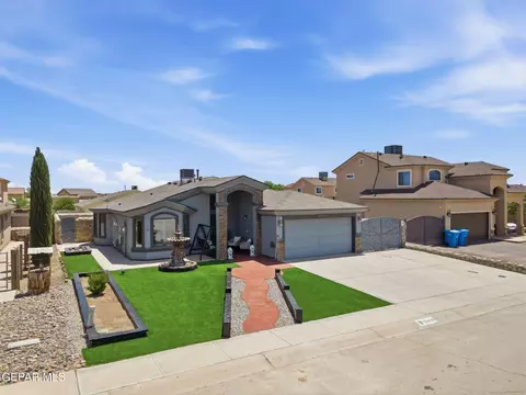 11443 Flor Veronica Dr, Socorro, TX 79927
