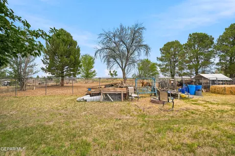 Exterior - 516 Chisom Dr, Anthony, TX 79821 photo 8 of 9