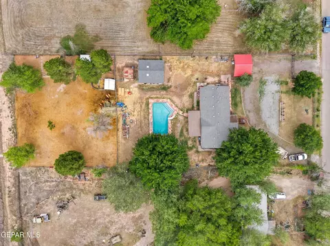 View/Area - 516 Chisom Dr, Anthony, TX 79821 photo 2 of 7