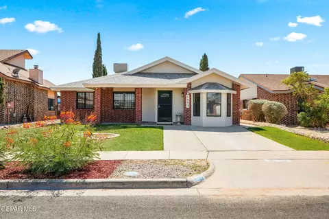 1553 Kolliker Dr, El Paso, TX 79936