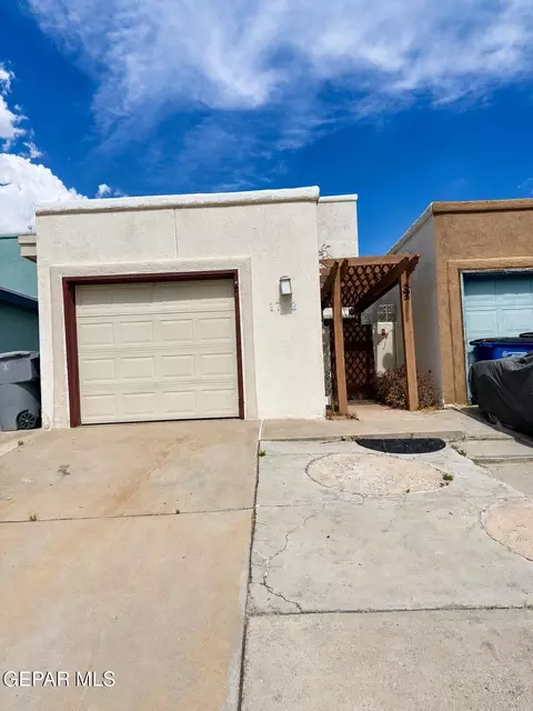 1702 Calle Paz Pl, El Paso, TX 79935