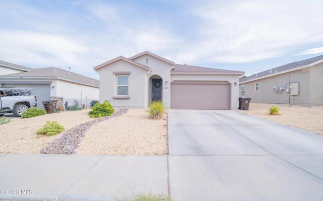 833 Via Glorieta, Sunland Park, NM 88063