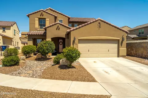 7730 Enchanted View Dr, El Paso, TX 79911