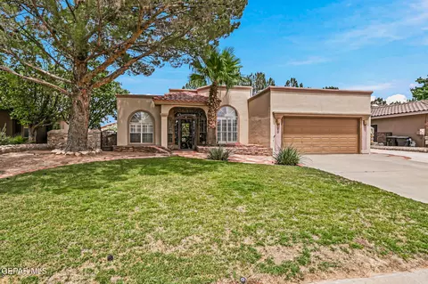170 Cherry Hill Ln, Santa Teresa, NM 88008