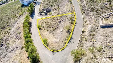 17 Apache Crest Dr, El Paso, TX 79902 photo 6