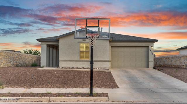 14220 Desierto Bueno Ave, Horizon City, TX 79928