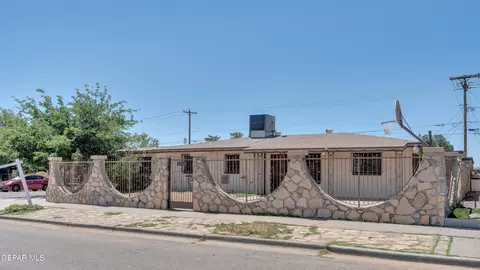 5324 Capistrano Dr, El Paso, TX 79924