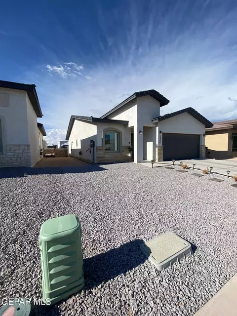 13861 Paseo De La Luna Ave, Horizon City, TX 79928