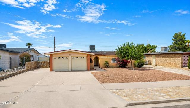 2416 Ruewood Pl, El Paso, TX 79935