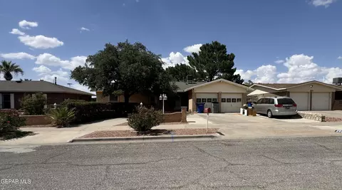 2929 Doug Ford Dr, El Paso, TX 79907