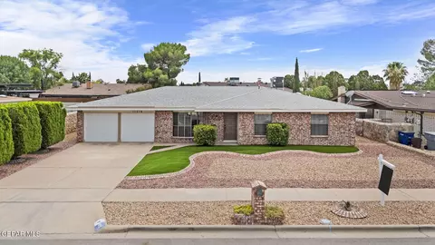 11216 War Feather Dr, El Paso, TX 79936