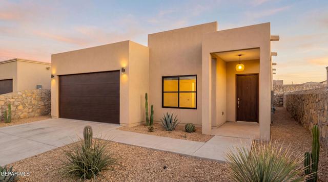 830 Mision De Salta Ave, El Paso, TX 79932