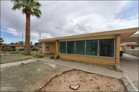 2420 Hawley Cir, El Paso, TX 79903