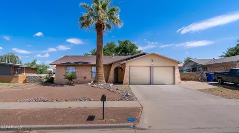 11341 Jack Cupit Ln, El Paso, TX 79936