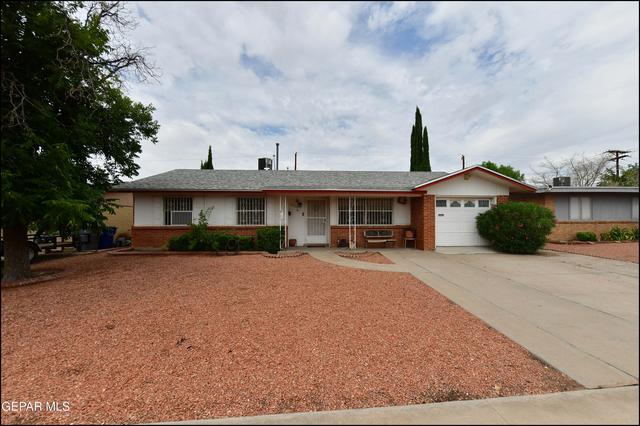 10725 Saigon Dr, El Paso, TX 79925