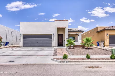 2208 Tierra Delmonte Dr, El Paso, TX 79938