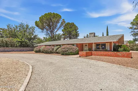 5425 Rockwood Rd, El Paso, TX 79932