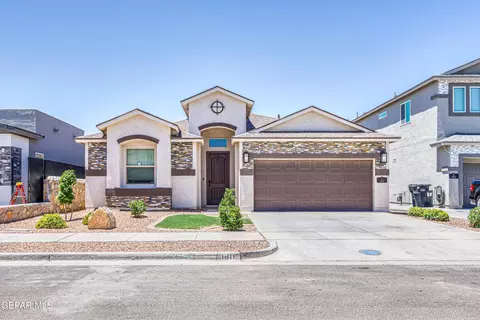 1811 Ritzy Lou Pl, El Paso, TX 79928