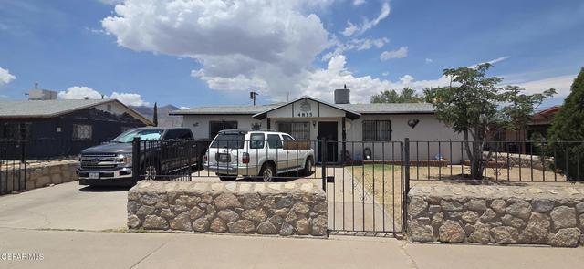 4815 Sierra Madre Dr, El Paso, TX 79904