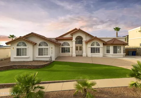 6753 Pearl Ridge Dr, El Paso, TX 79912