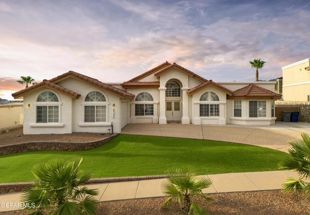 6753 Pearl Ridge Dr, El Paso, TX 79912