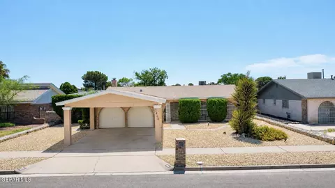 3460 Running Deer Dr, El Paso, TX 79936