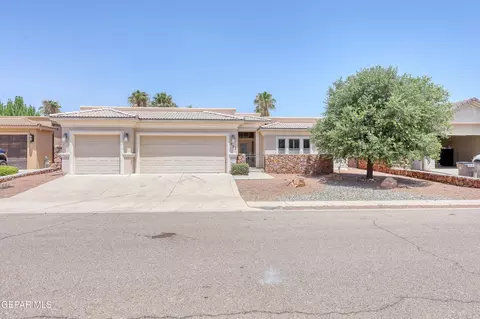 532 Via De Los Arboles, El Paso, TX 79932