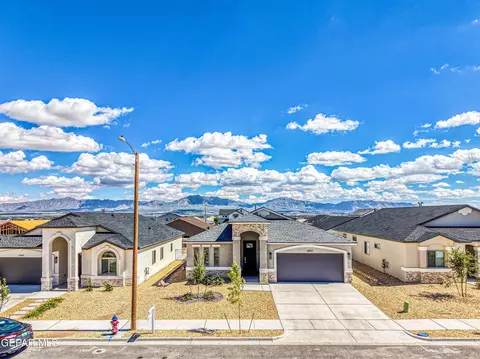 6053 Zinc Hill St, Santa Teresa, NM 88008