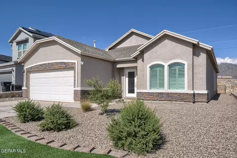 8217 Hickerson Dr, Canutillo, TX 79835