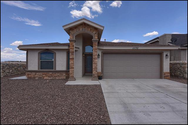 11132 Bullseye St, El Paso, TX 79934