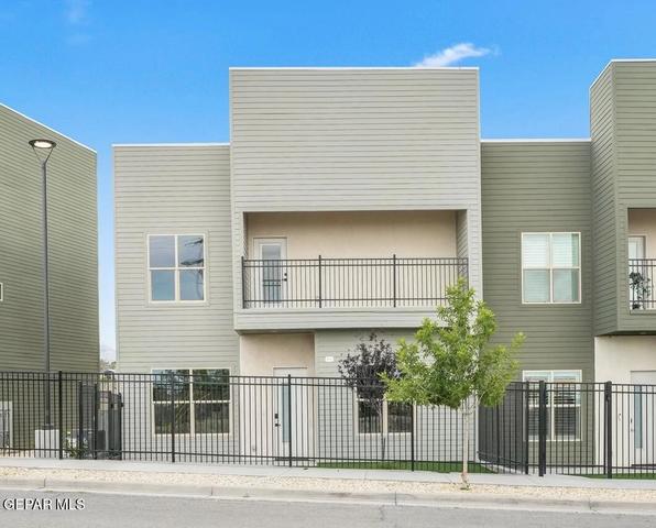 201 Desert Pass St #B-7, El Paso, TX 79912