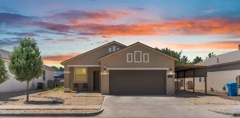529 Dusk View St, Socorro, TX 79927