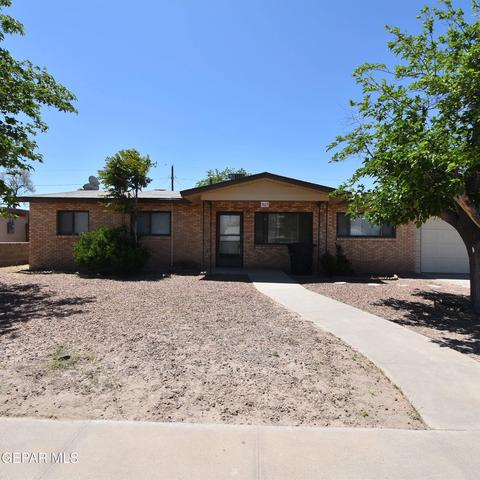 807 Poplar St, Anthony, TX 79821
