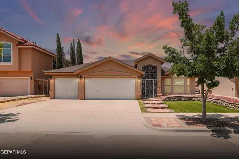 14105 Highweed Dr, Horizon City, TX 79928