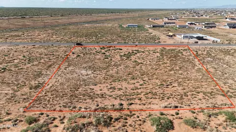 1449 Thar Desert Dr, Chaparral, NM 88081