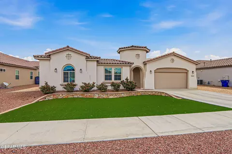 5884 Valle Sonar Ave, El Paso, TX 79932