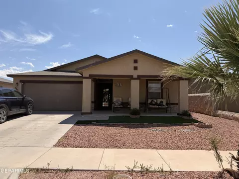 720 Villa Romero Dr, Horizon City, TX 79928