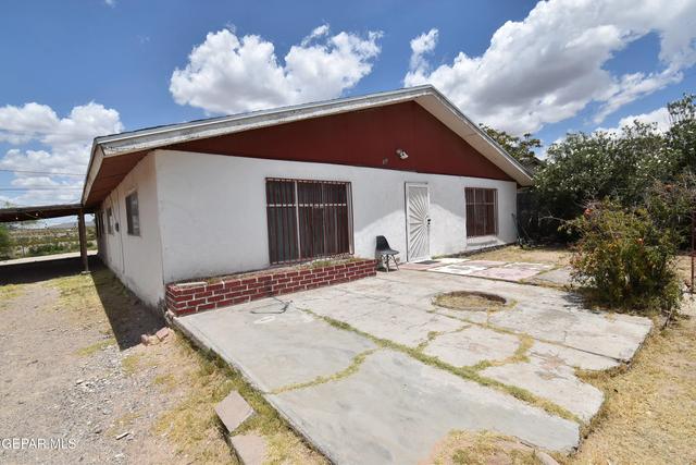 809 Coach Rd, Canutillo, TX 79835