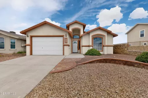 4040 Tierra Venado Dr, El Paso, TX 79938