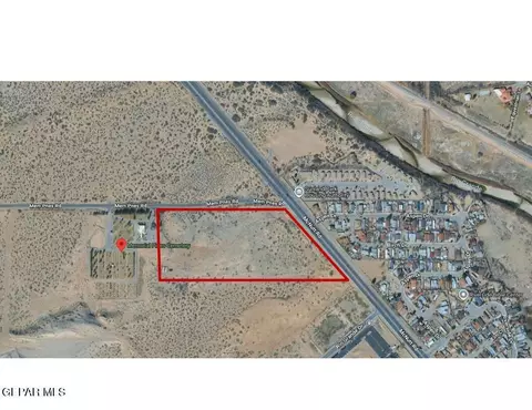3061 Memorial Pines Ln, Sunland Park, NM 88063