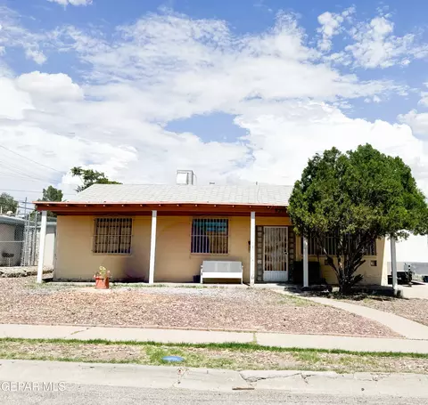 828 Olson St, El Paso, TX 79903