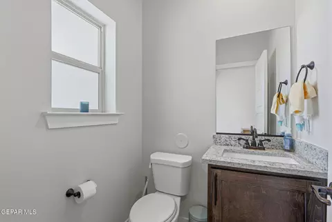 Bath - 15212 Composition Ave, El Paso, TX 79938 photo 1 of 4