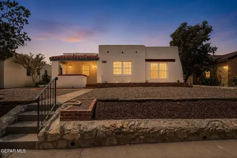 2037 Crescent Cir, El Paso, TX 79903
