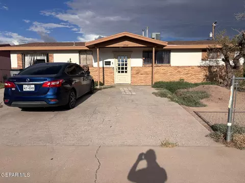 7747 Broadway Dr, El Paso, TX 79915