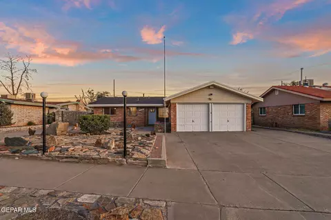 7221 Alto Rey Ave, El Paso, TX 79912