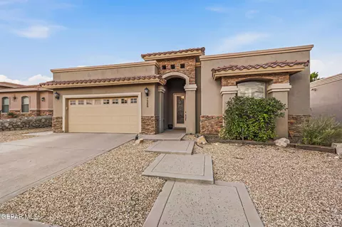 7388 Brays Landing Dr, El Paso, TX 79911